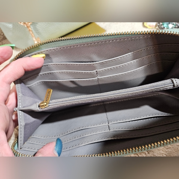 Fossil MINT GREEN Crossbody Bag & Matching Wallet Set CLEAN!! - Picture 12 of 16